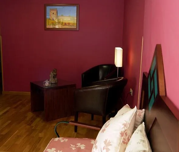 穆德哈尔之家水疗酒店 3*