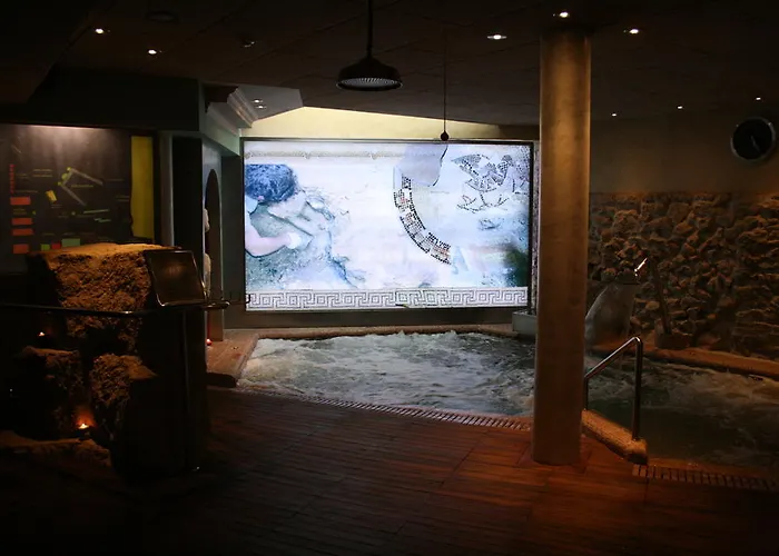 穆德哈尔之家水疗酒店 酒店 塞哥维亚